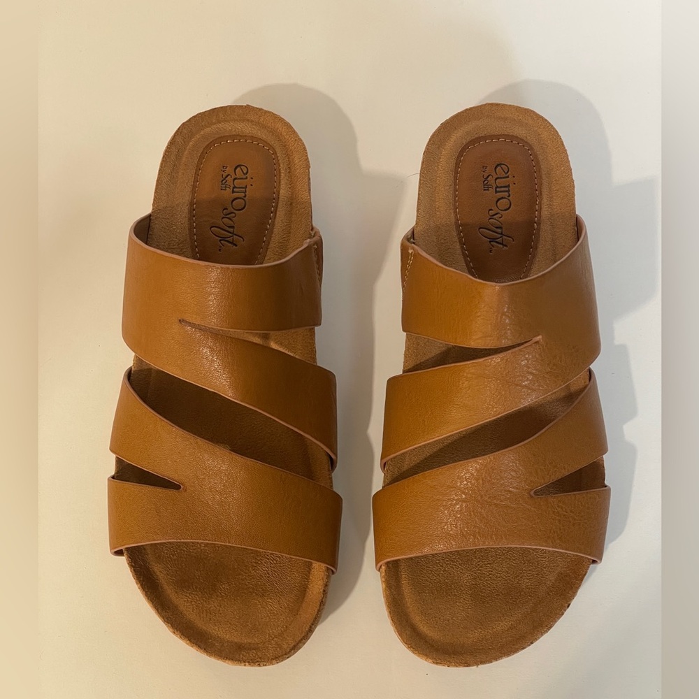 Grace Euro Soft Women's Brown Slide Sandals
Size 7.5 M 
New-never worn